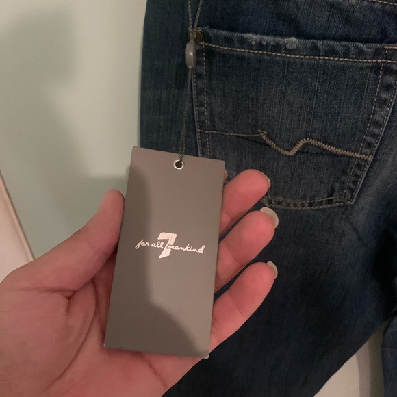 Selling women 7 jeans nwt any questions please ask 😊💕 - Picture 5 of 7
